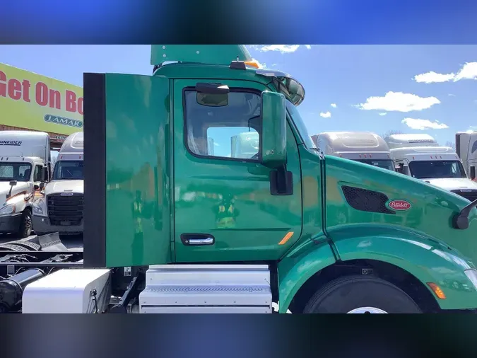 2021 Peterbilt 57952d27c26fe37daef13ea8d1c6dec19d8