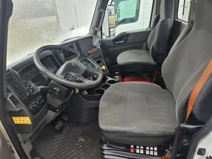 2020 International LT625