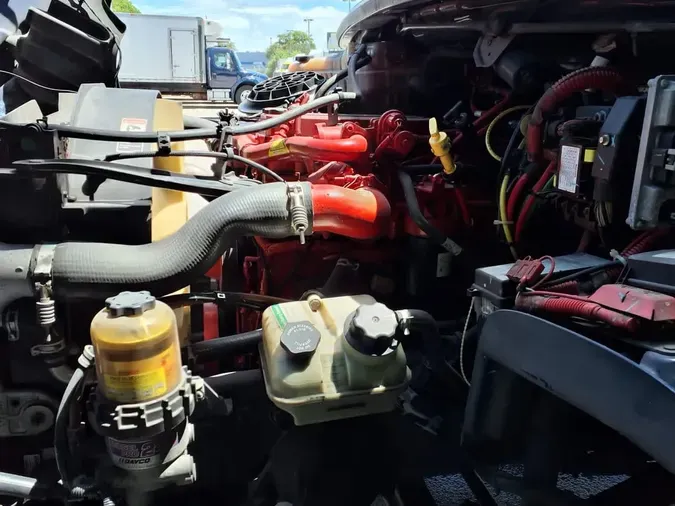 2019 FREIGHTLINER M2 106