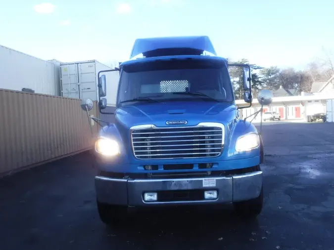 2019 FREIGHTLINER/MERCEDES M2 106