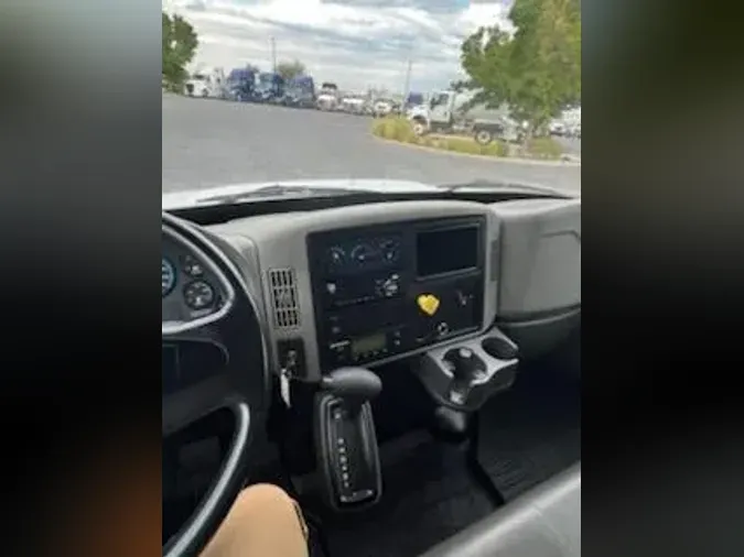 2019 International 4300