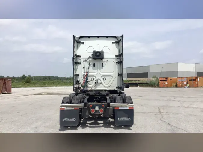 2021 Freightliner Cascadia