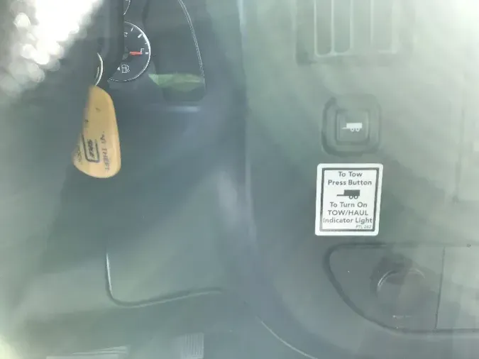 2018 GMC G33903