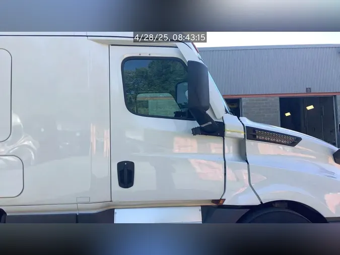 2021 Freightliner Cascadia