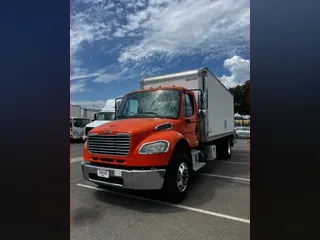 2018 FREIGHTLINER M2 106