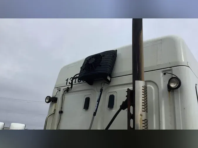 2021 Freightliner Cascadia 126