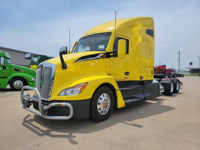 2023 Kenworth T680