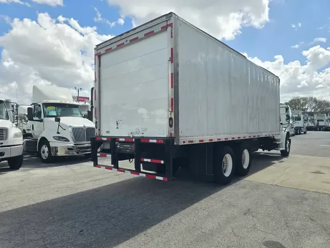 2019 FREIGHTLINER/MERCEDES M2 106