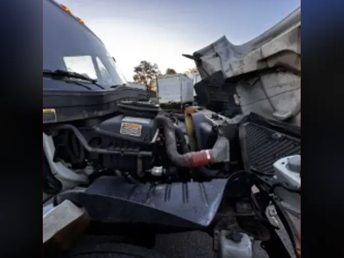 2019 NAVISTAR INTERNATIONAL 4300