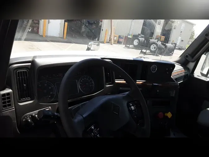 2019 International LT