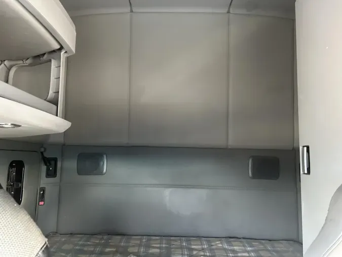 2021 Kenworth T680