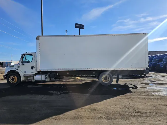 2012 Freightliner M2 106