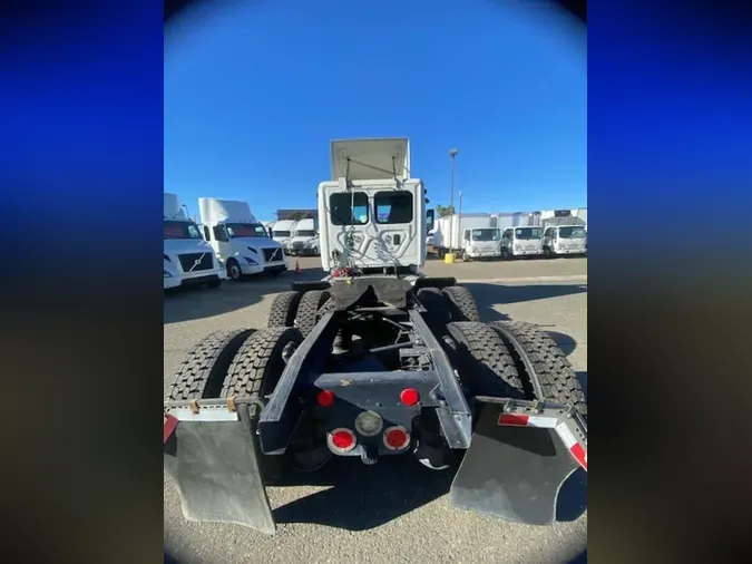 2016 FREIGHTLINER/MERCEDES CASCADIA 12552fc5381a624a8c0200d87399385fc45