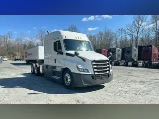 2022 Freightliner Cascadia 126
