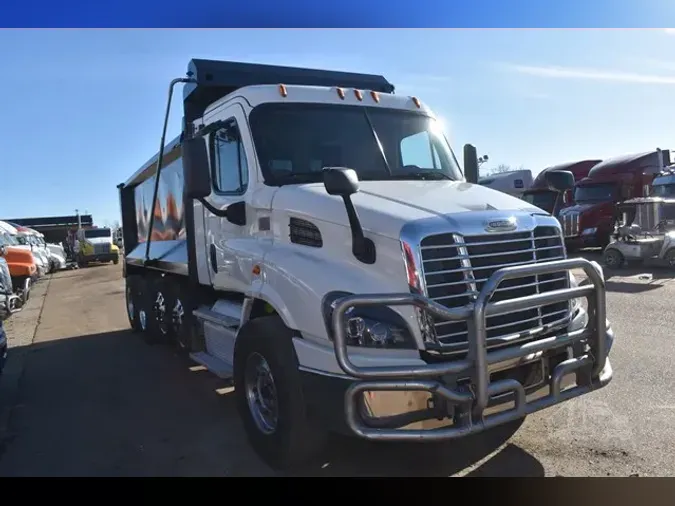 2018 FREIGHTLINER CASCADIA 113