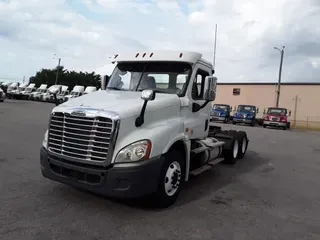 2020 FREIGHTLINER/MERCEDES CASCADIA 125