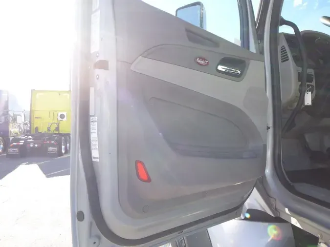 2020 Peterbilt 567530313c471062ebf0913d1f1b24812c9