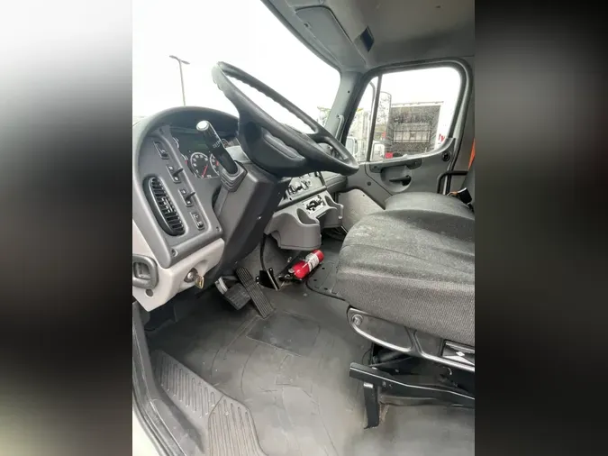 2019 FREIGHTLINER/MERCEDES M2 106530db4b20659becd4634613e790cd449