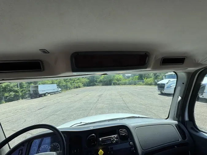 2020 Freightliner Business Class M2 106