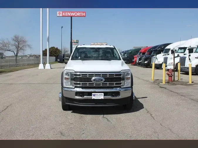 2023 FORD F550