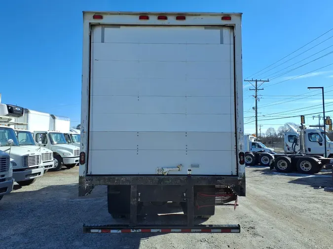 2017 FREIGHTLINER/MERCEDES M2 106