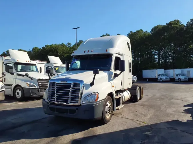 2019 FREIGHTLINER CASCADIA 125