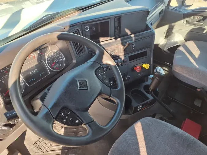 2021 NAVISTAR INTERNATIONAL LT625 DAYCAB S/A