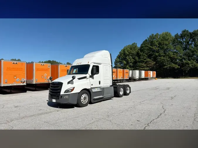 2022 Freightliner Cascadia 126531f8383e3bede292eb6e491d794c1b1