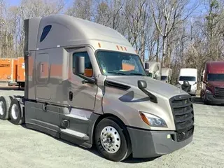 2024 Freightliner Cascadia