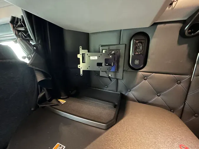 2025 Kenworth W990532110bbbc6385301c09356e561a17c3