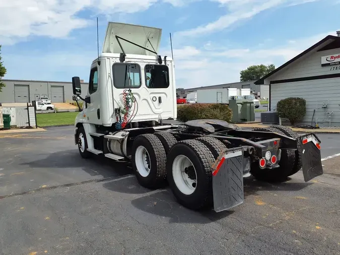 2020 FREIGHTLINER/MERCEDES CASCADIA 125532116f108538e76f4e21dbb3e380e89