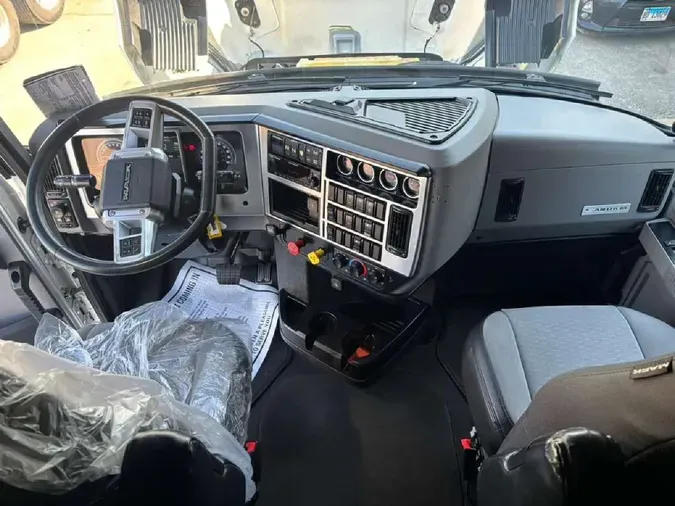 2022 MACK Anthem5321bead16e1516e461b401f54b18f25