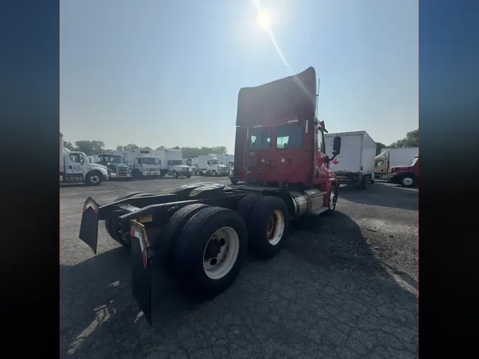 2019 FREIGHTLINER CASCADIA 125