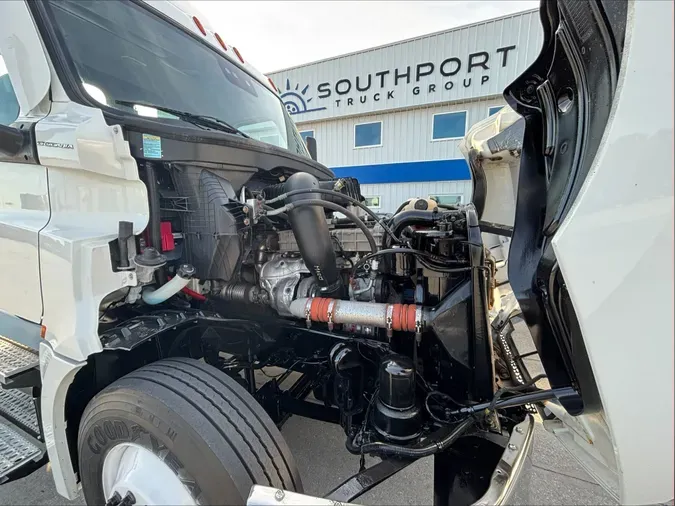 2020 FREIGHTLINER CASCADIA 126