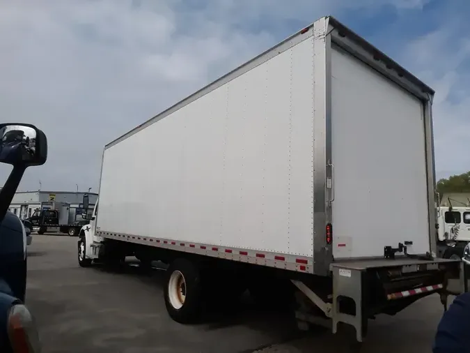2018 FREIGHTLINER M2 106