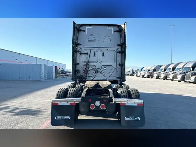 2024 Freightliner Cascadia 12653360a6a86b6b7cd686da47e97376042