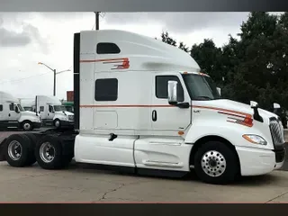2022 INT LT625 6x4