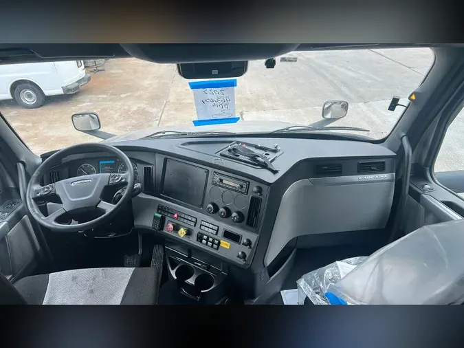 2022 Freightliner Cascadia