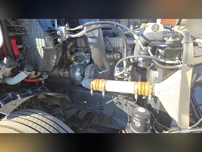 2024 Freightliner Cascadia 126