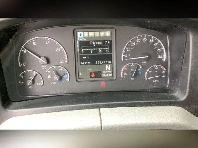 2021 Freightliner Cascadia 126
