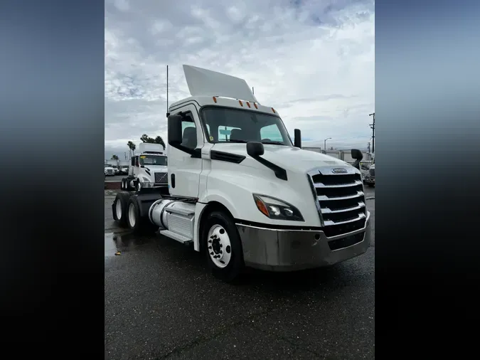 2020 FREIGHTLINER/MERCEDES NEW CASCADIA PX12664