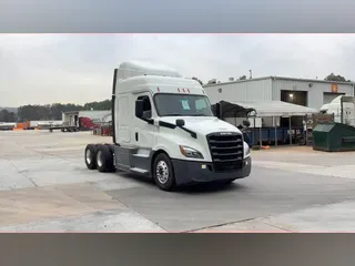 2020 Freightliner Cascadia