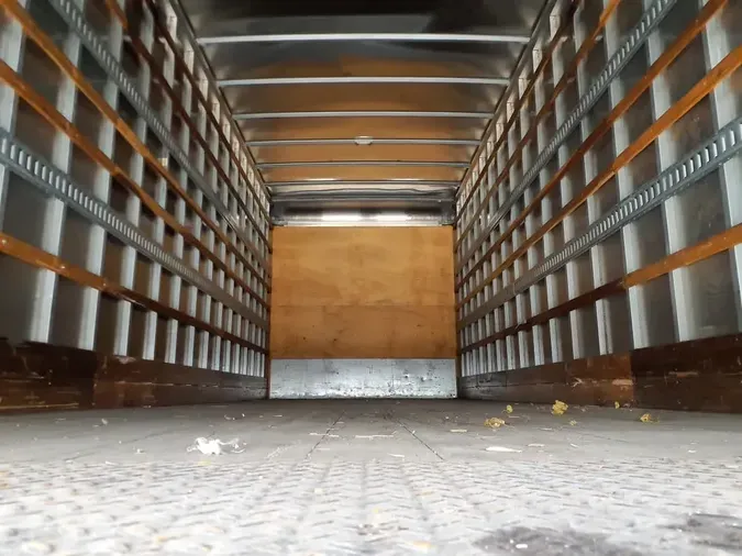 2019 FREIGHTLINER M2 106