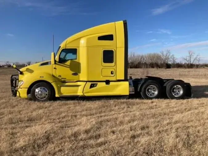 2021 Kenworth T680