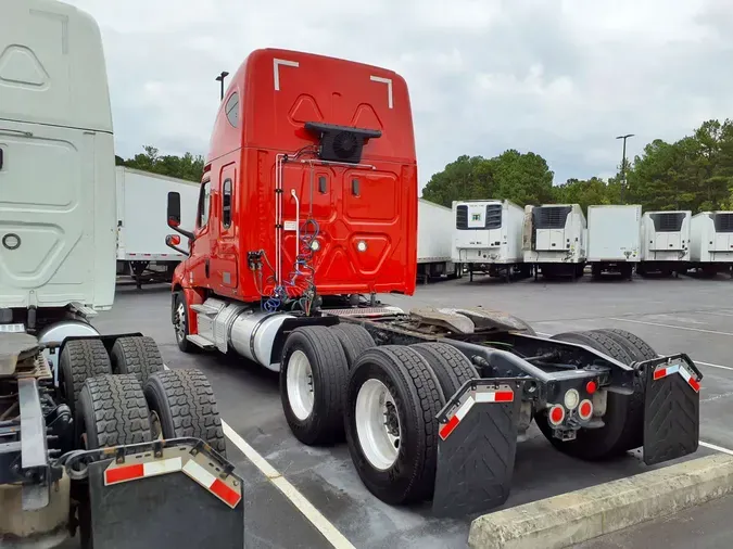 2019 FREIGHTLINER NEW CASCADIA PX12664