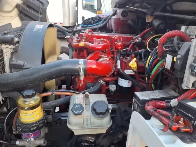 2020 FREIGHTLINER/MERCEDES M2 106