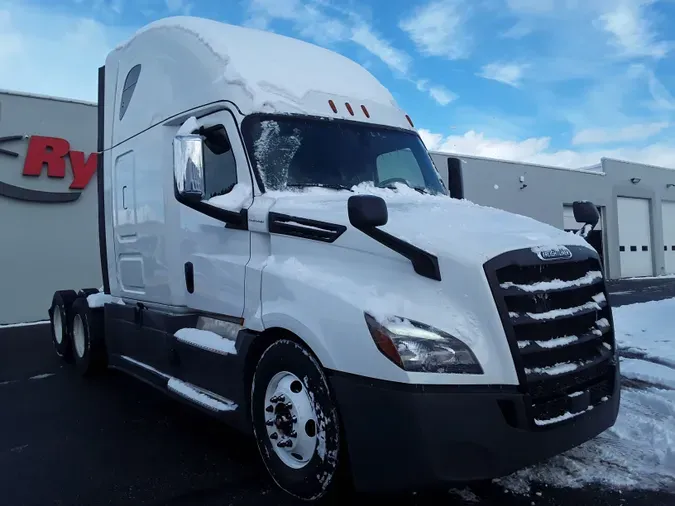 2019 FREIGHTLINER/MERCEDES CASCADIA