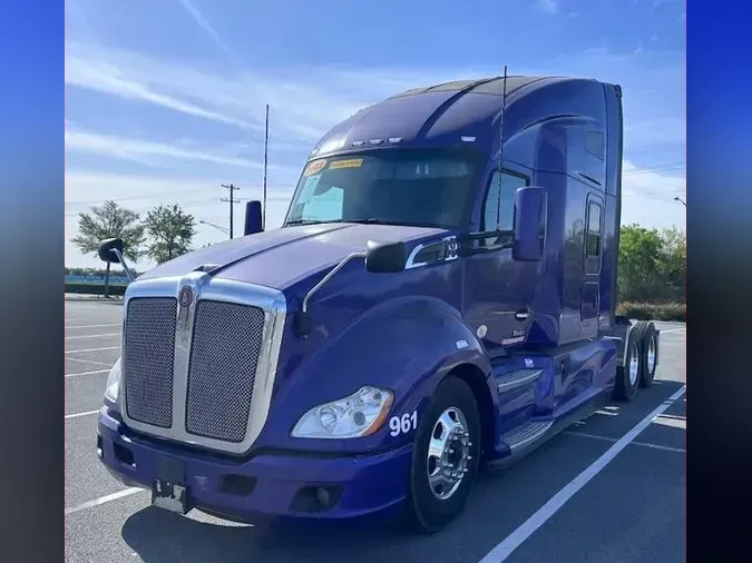 2022 Kenworth T680534dd1b727b924fa6a5a6f021152cbc0