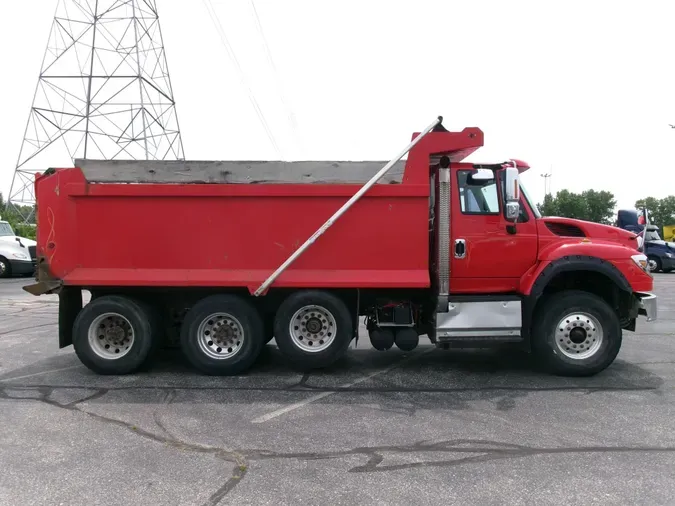 2016 International 7600