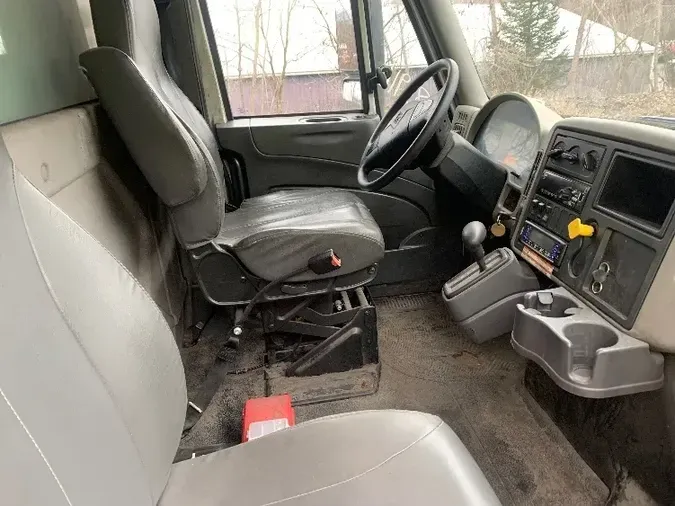 2018 International 4300